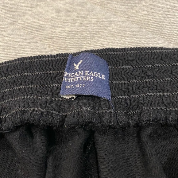 American Eagle Black Capri Pants - Picture 8 of 9